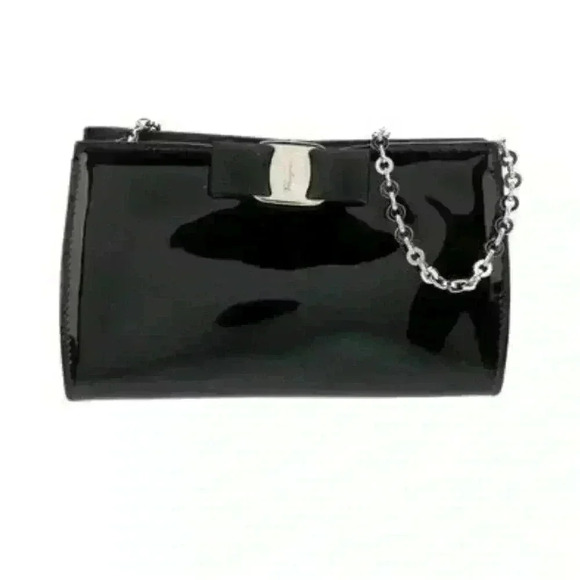 Salvatore Ferragamo Handbags - Salvatore Ferragamo
Vara Bow Chain Evening Bag Patent Small